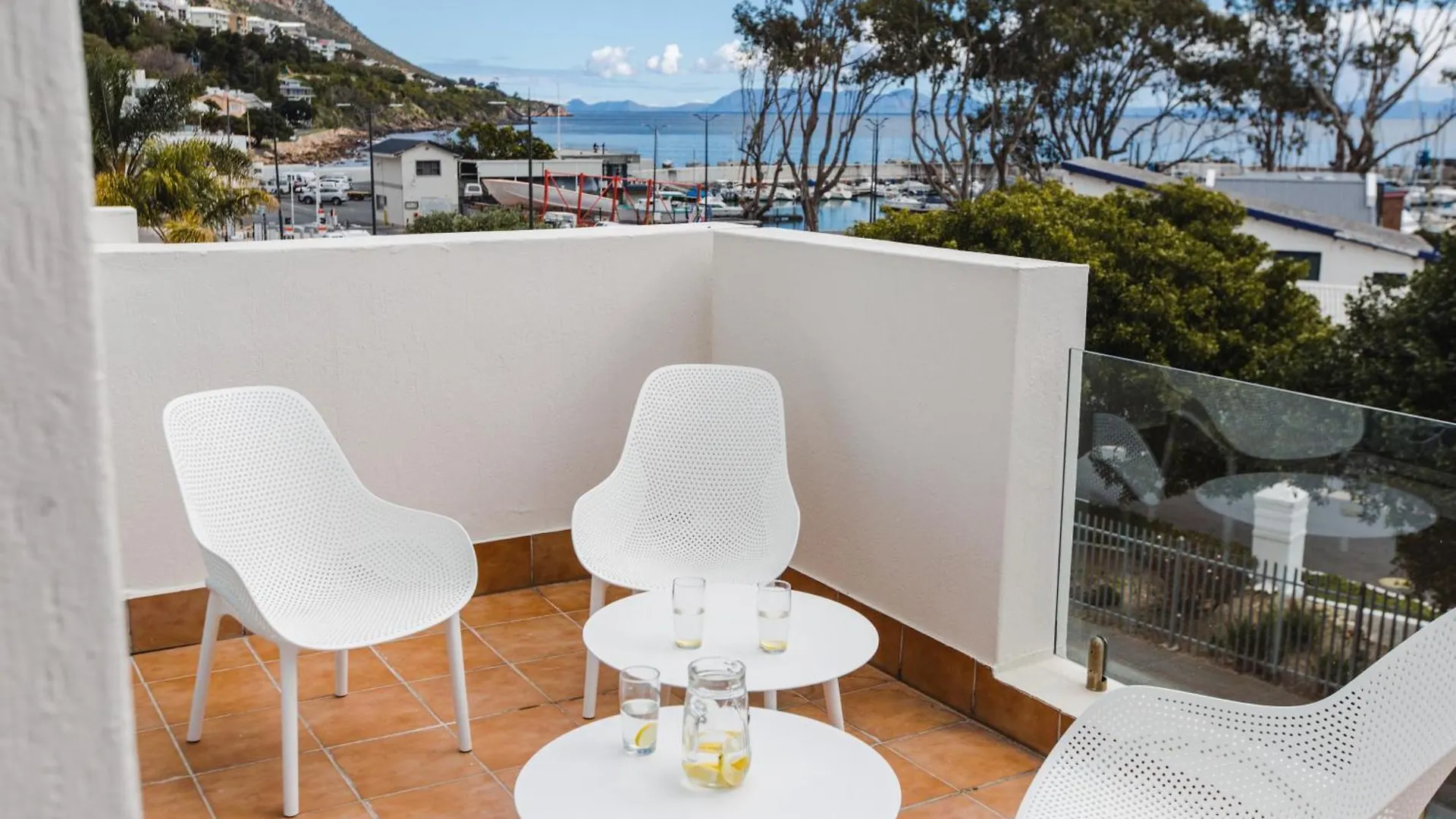 First Group Cape Gordonia Apartment Gordons Bay