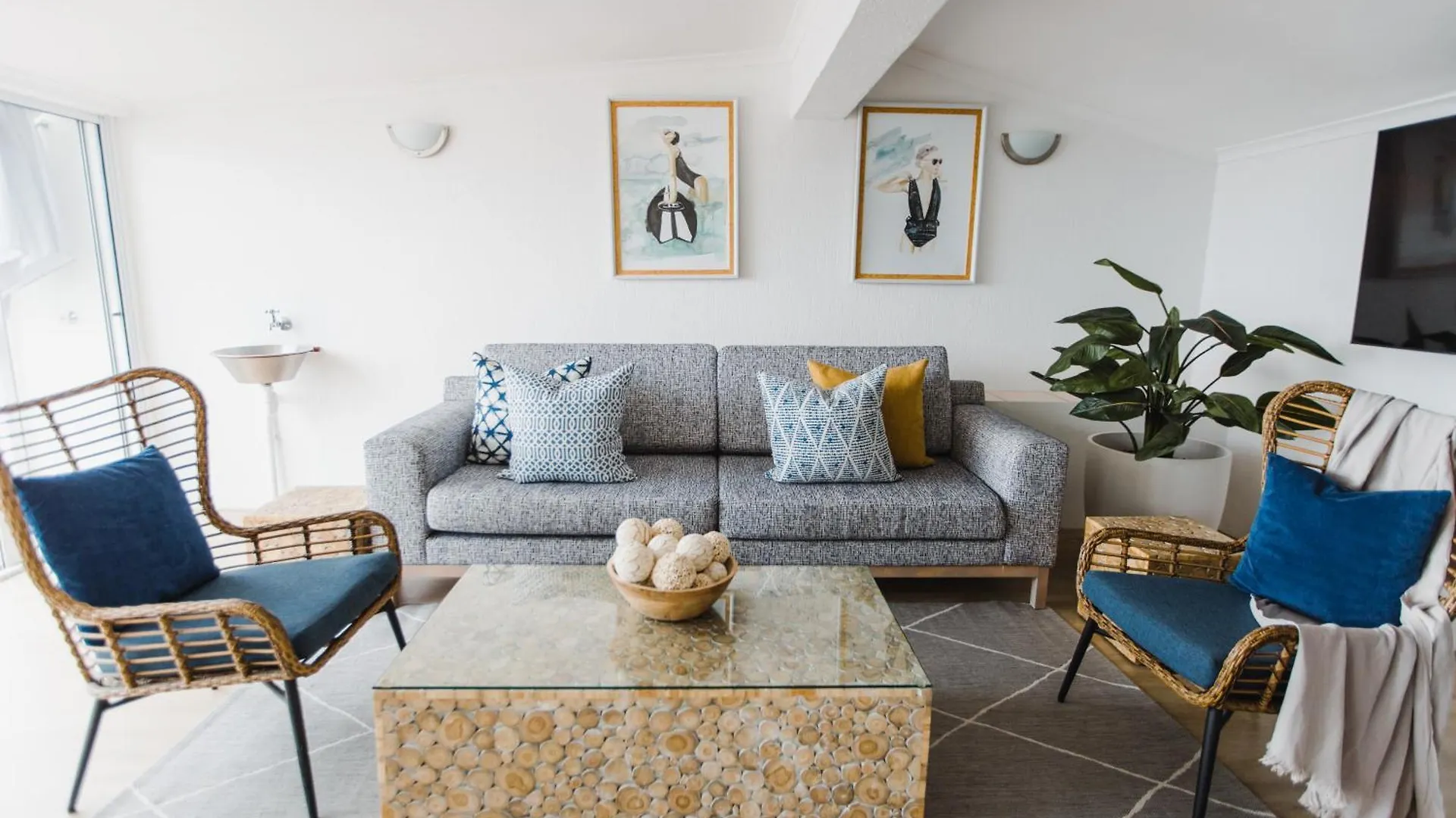 Apartment First Group Cape Gordonia